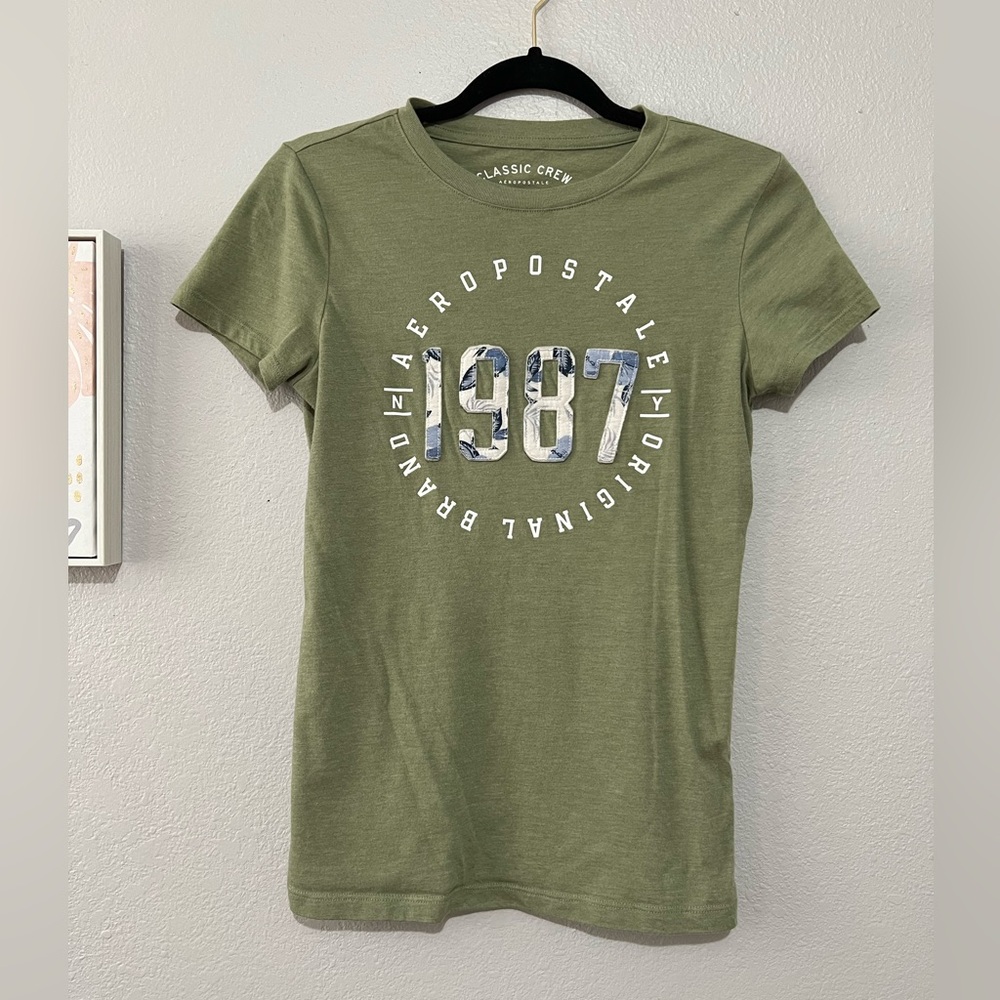 NWOT Aeropostale Olive Green Tee